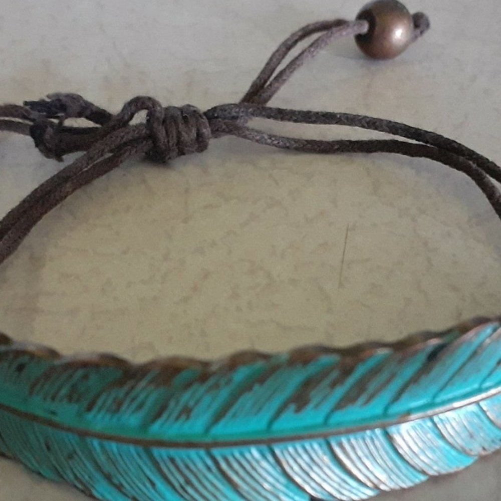 Vintage Metal Teal Feather Pull Tie Bracelet
